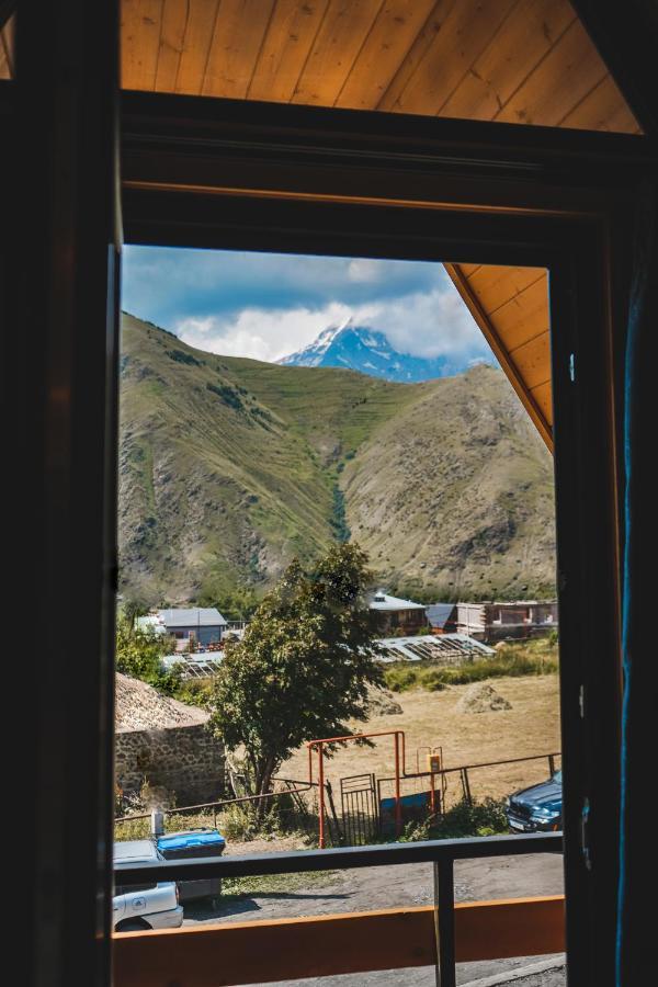 Kazbegi Folk Appartement Buitenkant foto