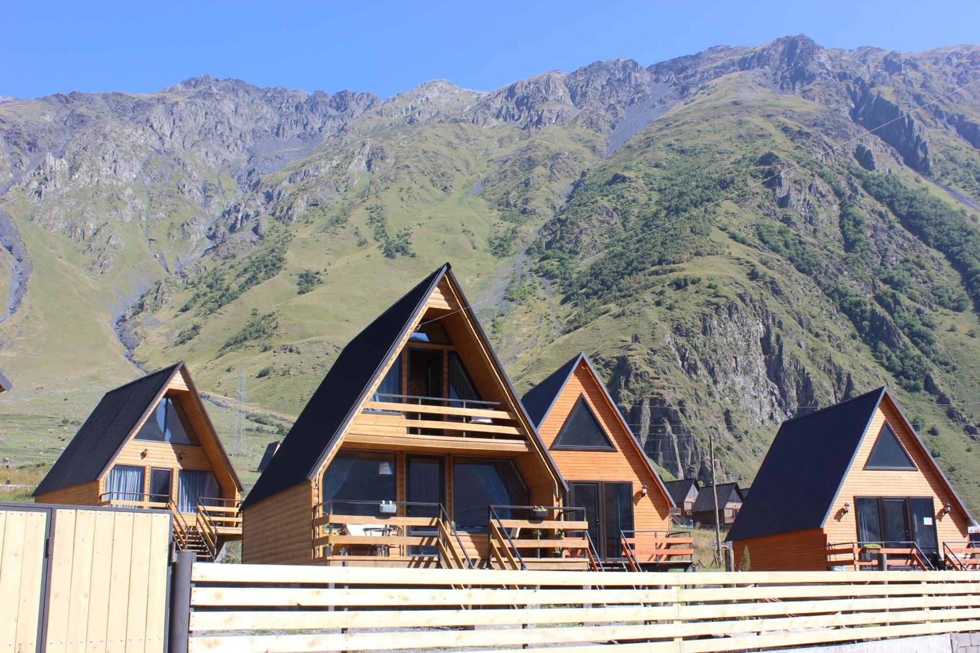Kazbegi Folk Appartement Buitenkant foto