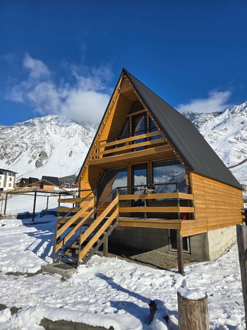 Kazbegi Folk Appartement Buitenkant foto