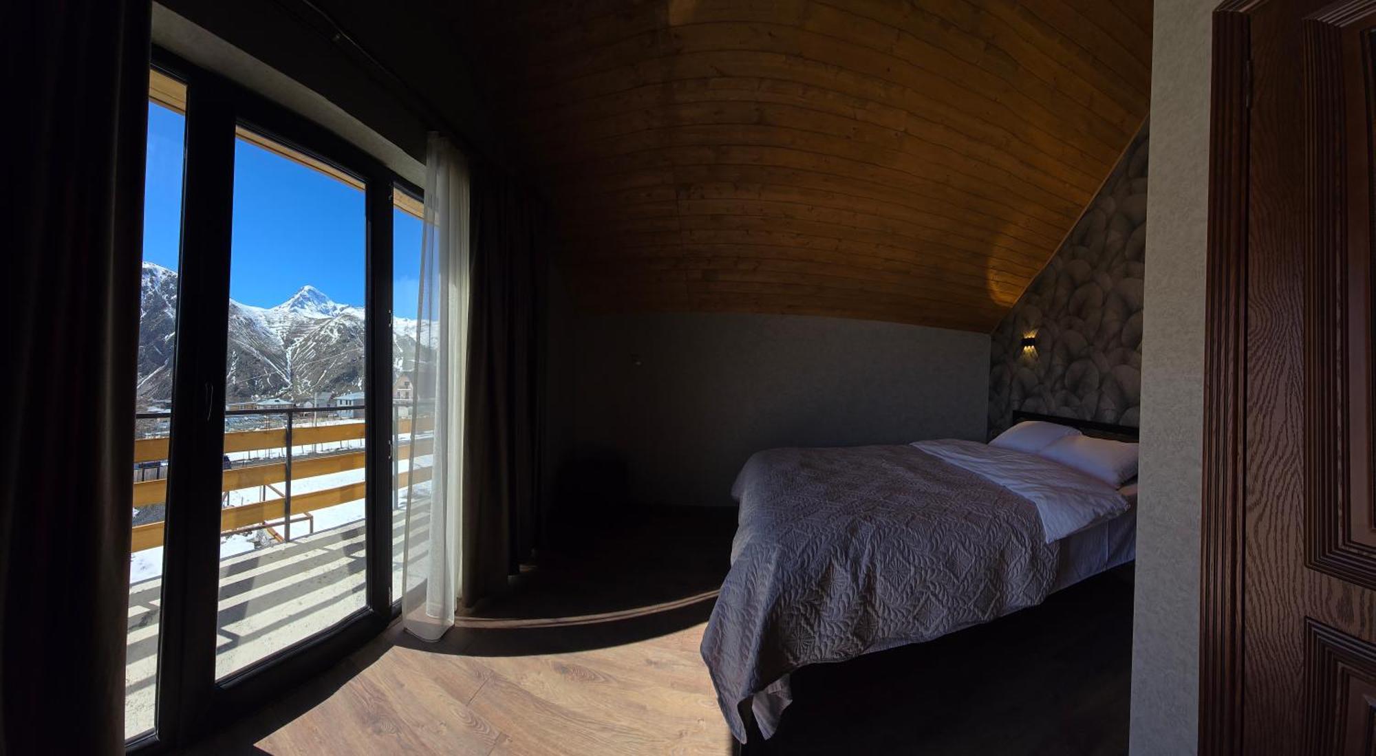 Kazbegi Folk Appartement Buitenkant foto